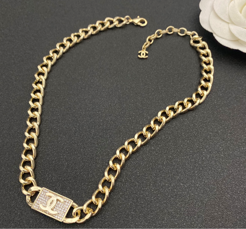 CC necklace