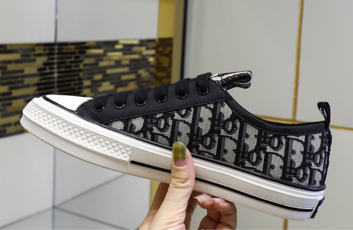 New Dior low cut sneaker