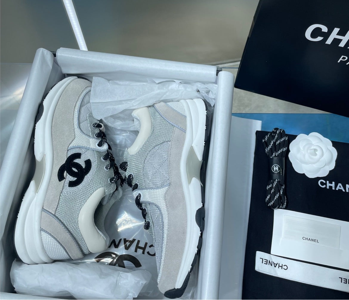 New woman Chanel grey sneakers