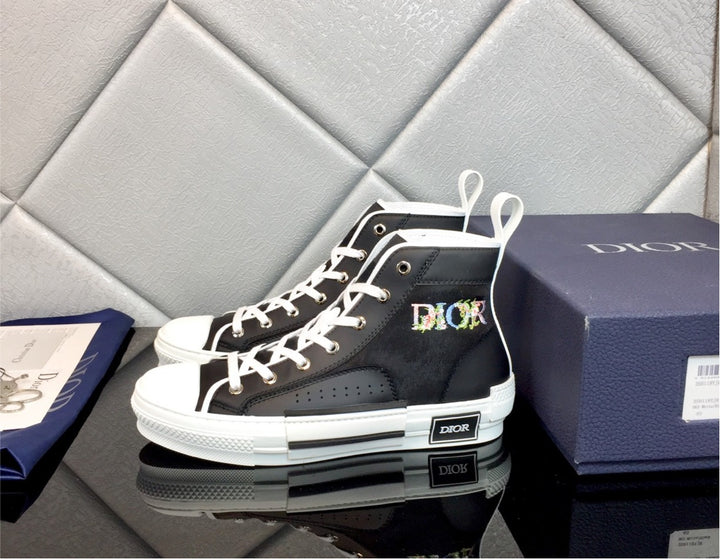 New woman Dior sneaker