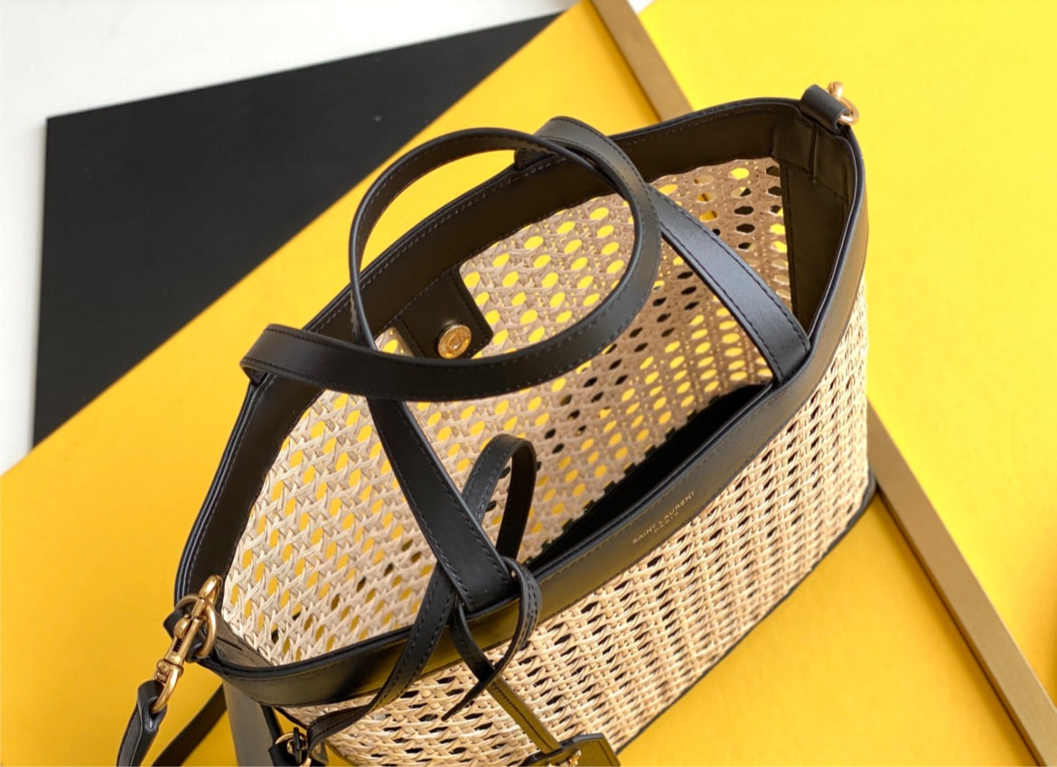 Spring saint Laurent woman shoulder handbag