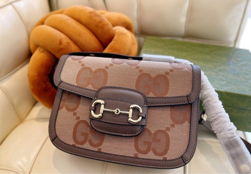 Gucci woman crossbody handbag