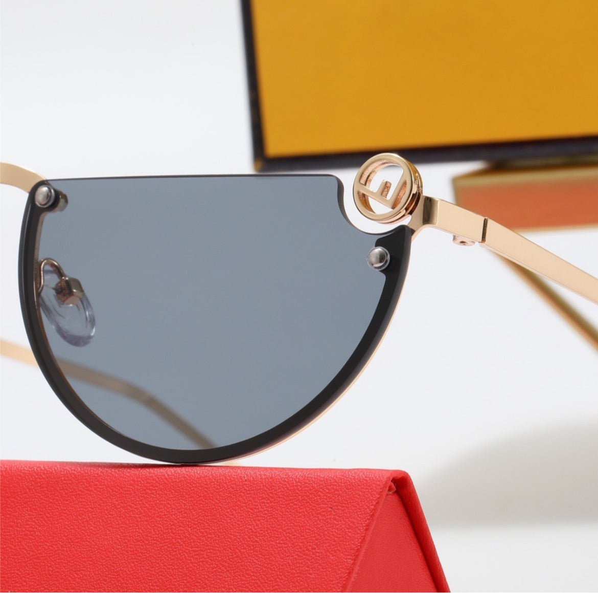 Fendi woman sunglasses new