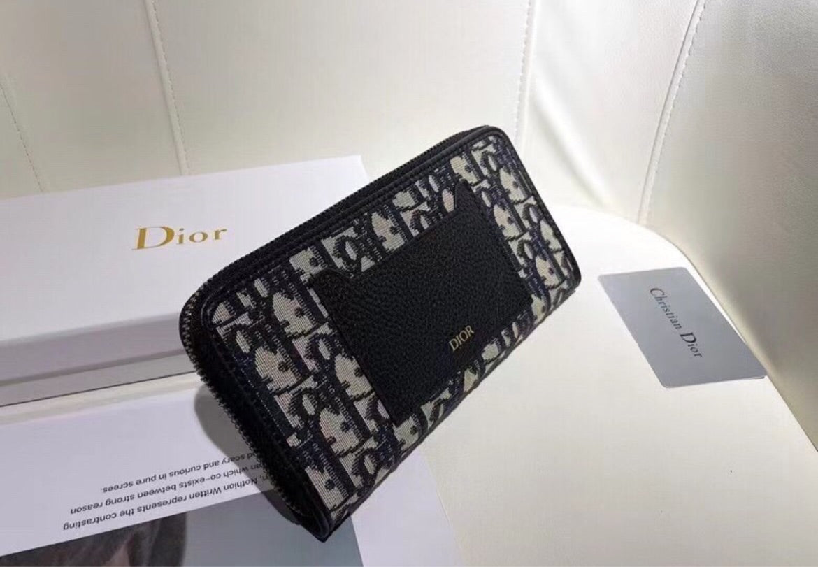 New Dior woman wallet
