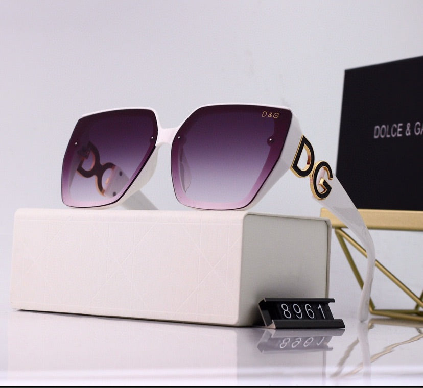D&G woman shades