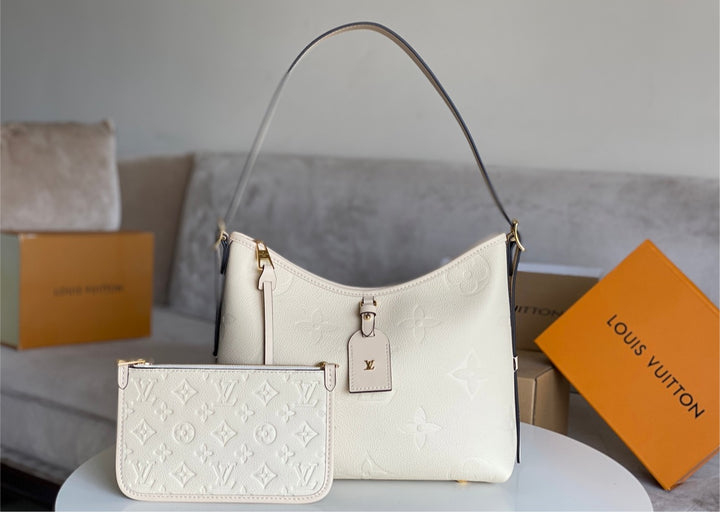Carry All LV a woman shoulder bag