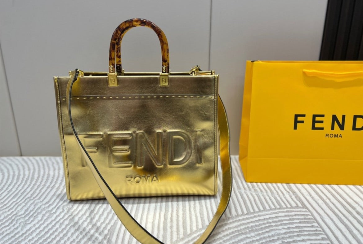 Large Woman Fendi shoulder handbag
