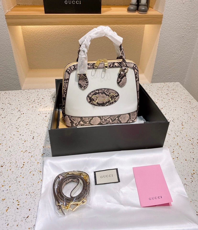 Gucci shoulder woman handbag