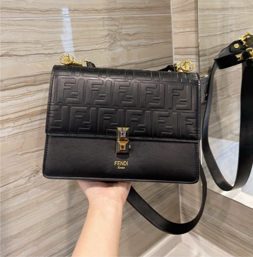 NEW fendi 2021 Ladies handbag