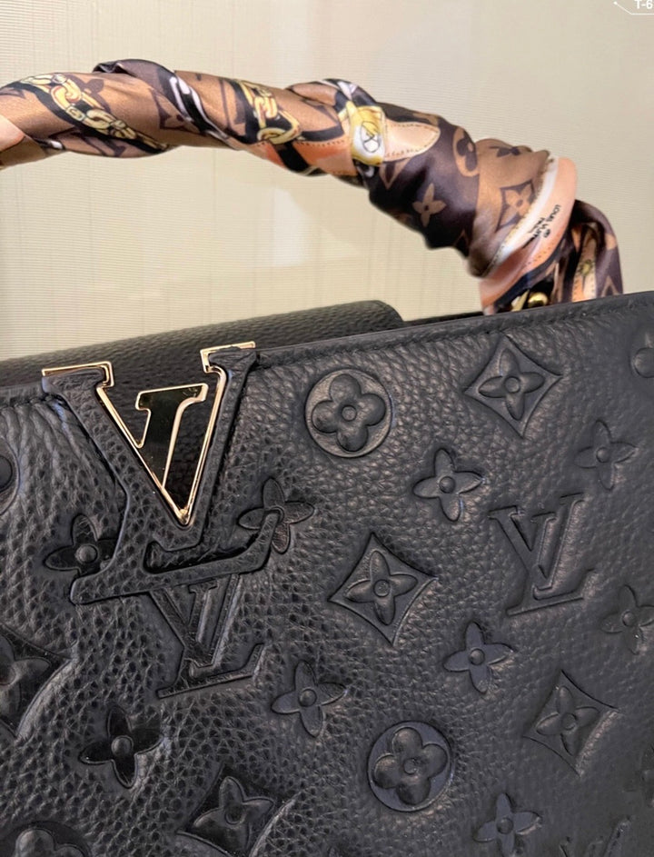 LV Black woman Handbag