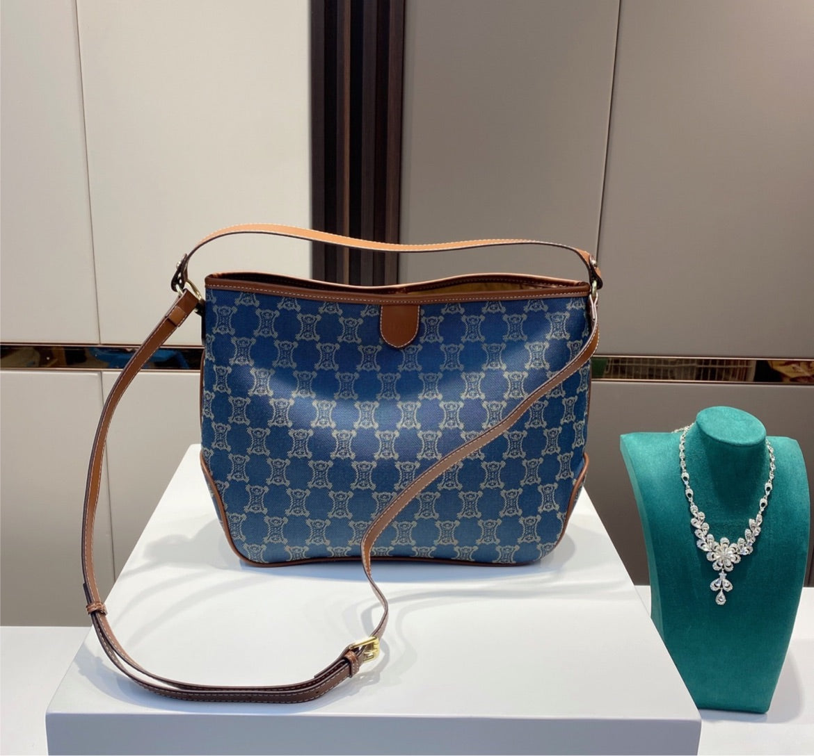 Celine new woman shoulder handbag