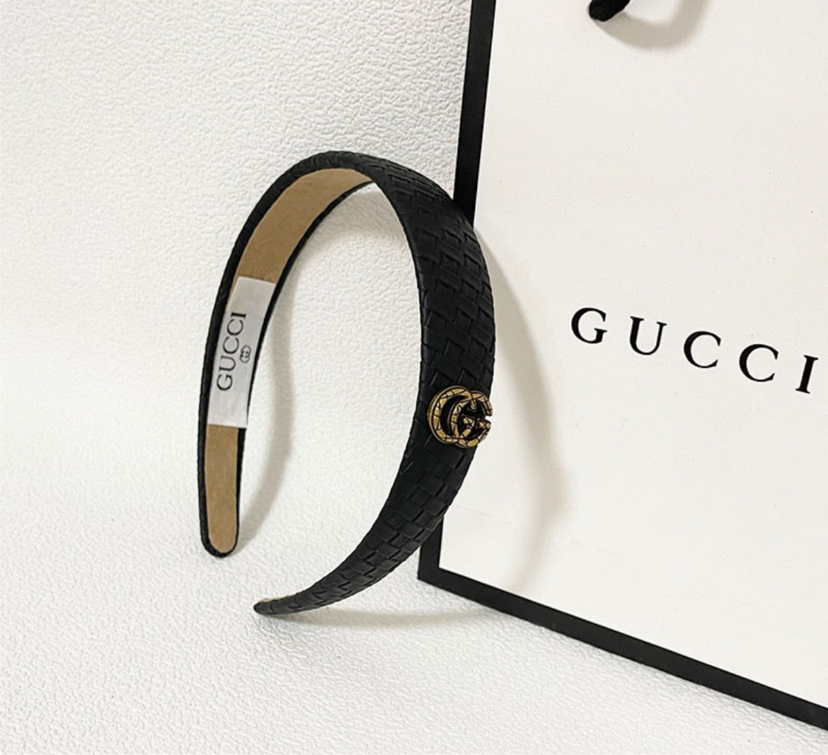 Gucci woman headwear