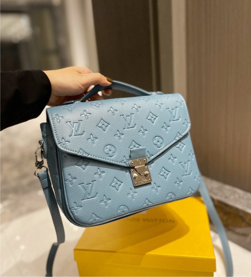 LV woman Shoulder Handbag