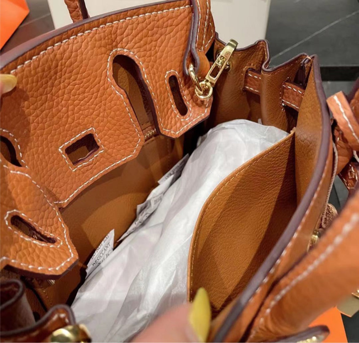 Leather Hermes woman shoulder handbag