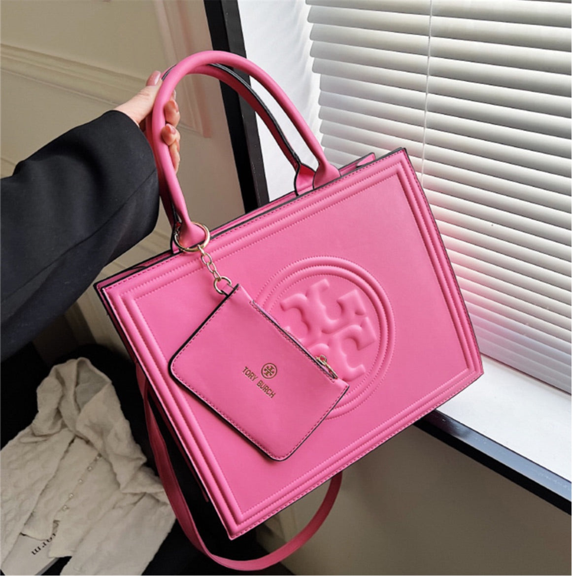 New Tory Burch woman shoulder handbag