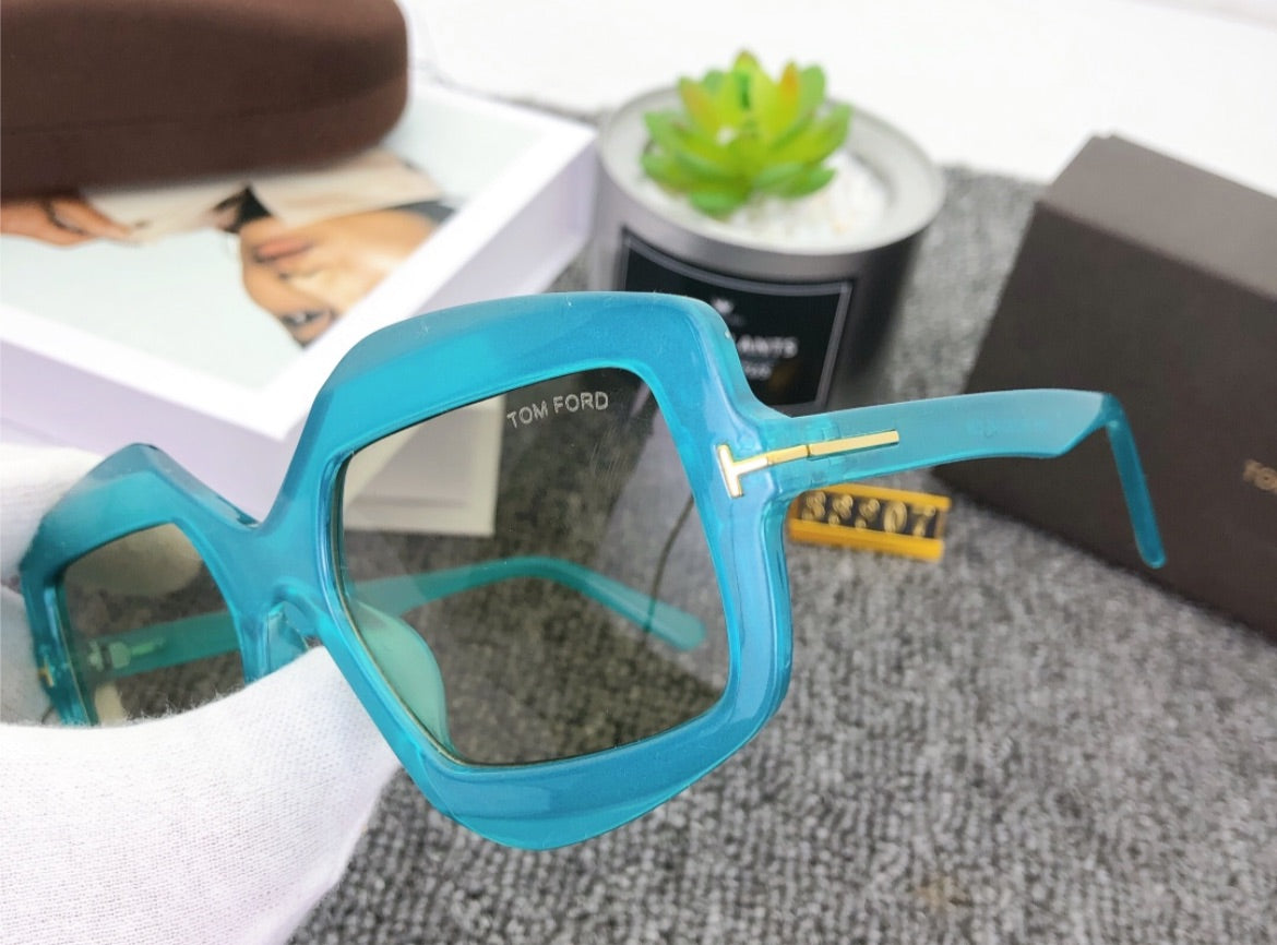 Tom ford woman sunglasses