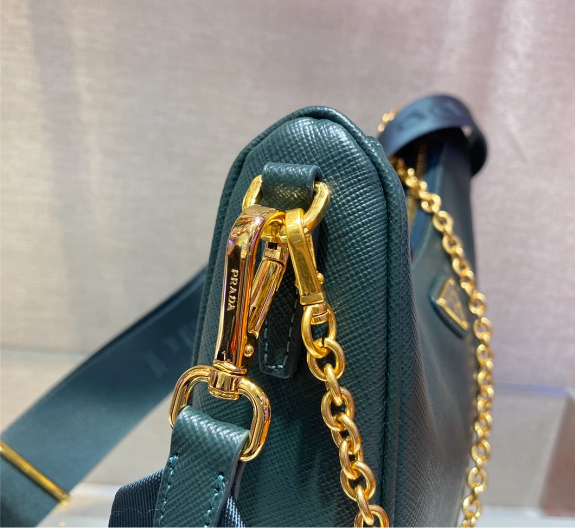 Prada Hobo new woman handbag