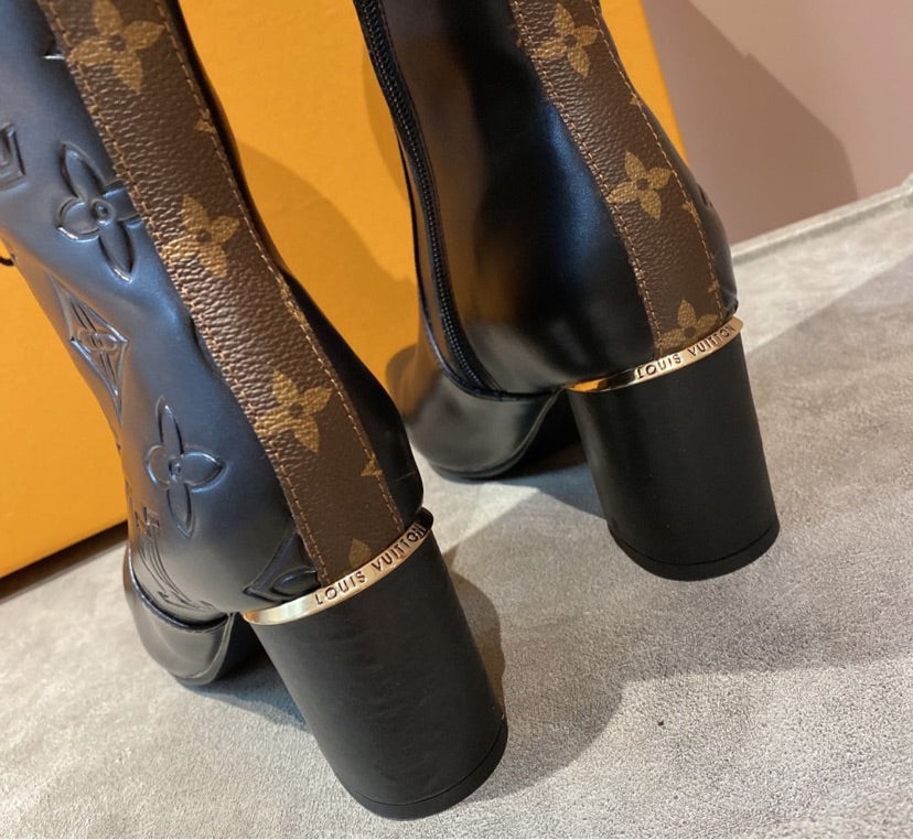 LV woman Boots