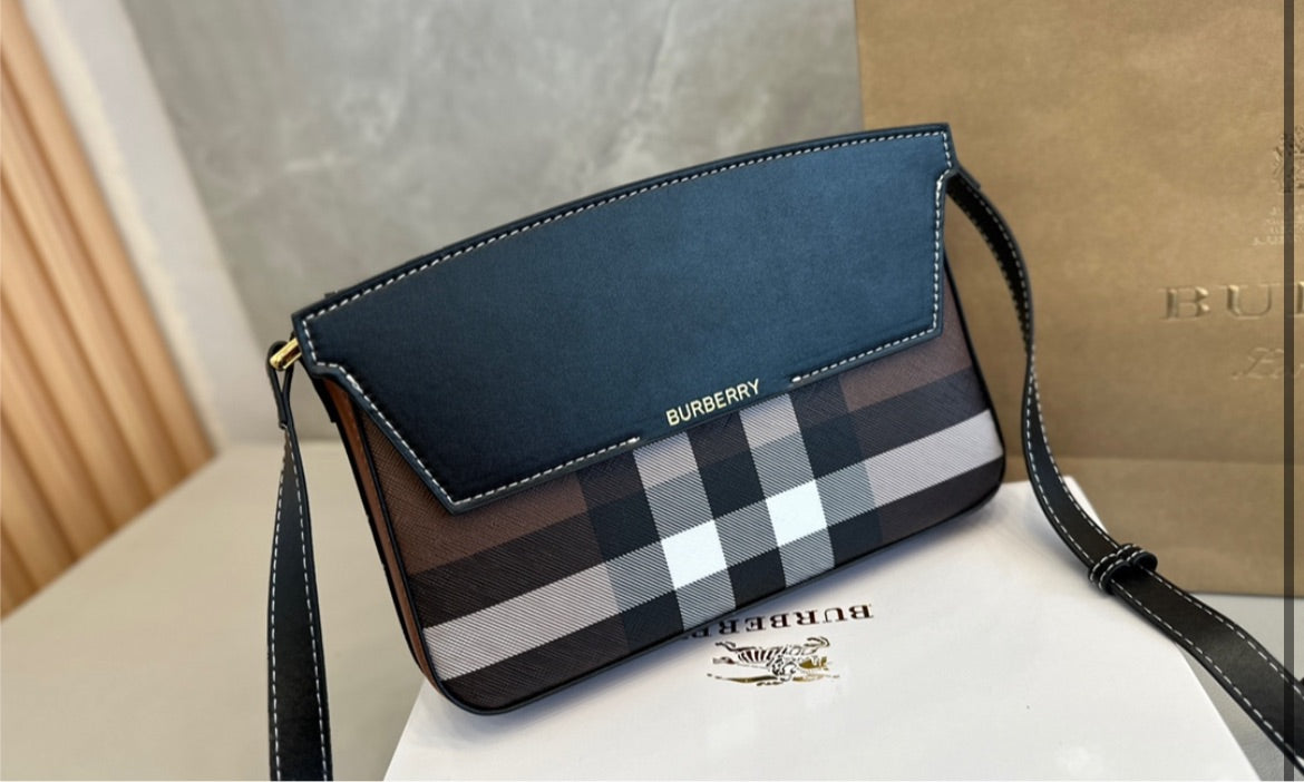 Burberry crossbody handbag