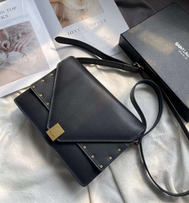 Leather Saint Laurent woman handbag