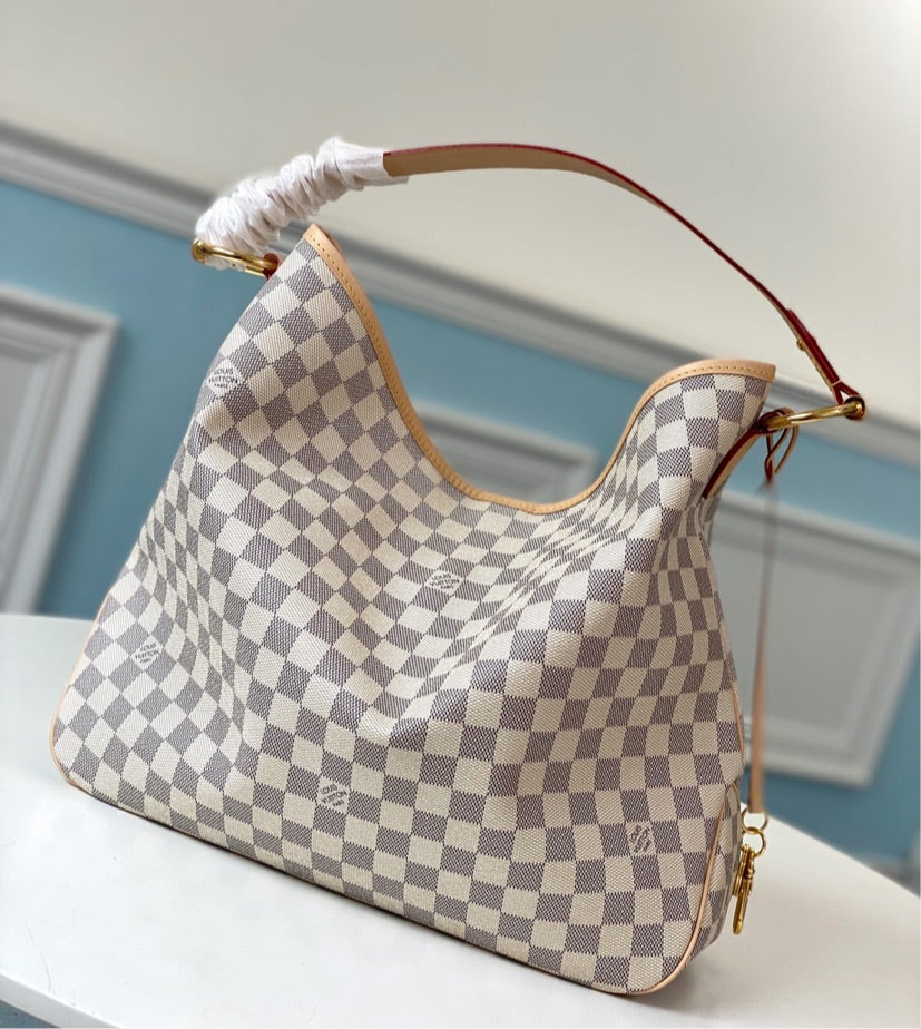 LV woman shoulder Handbag