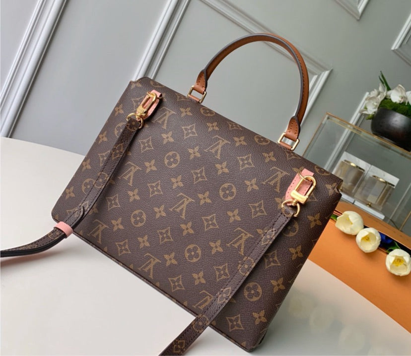 New woman LV shoulder bag