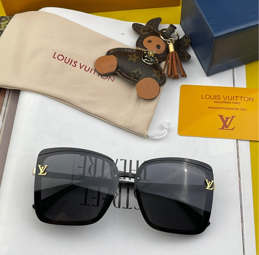 LV woman new sunglasses