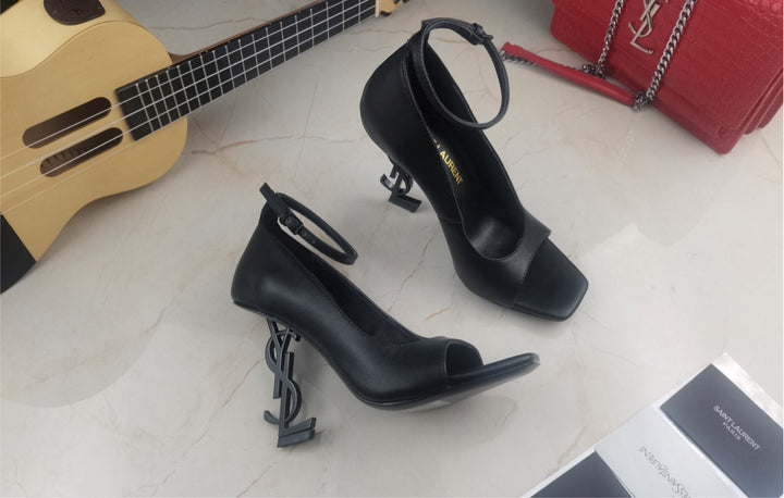 Saint Laurent woman shoe